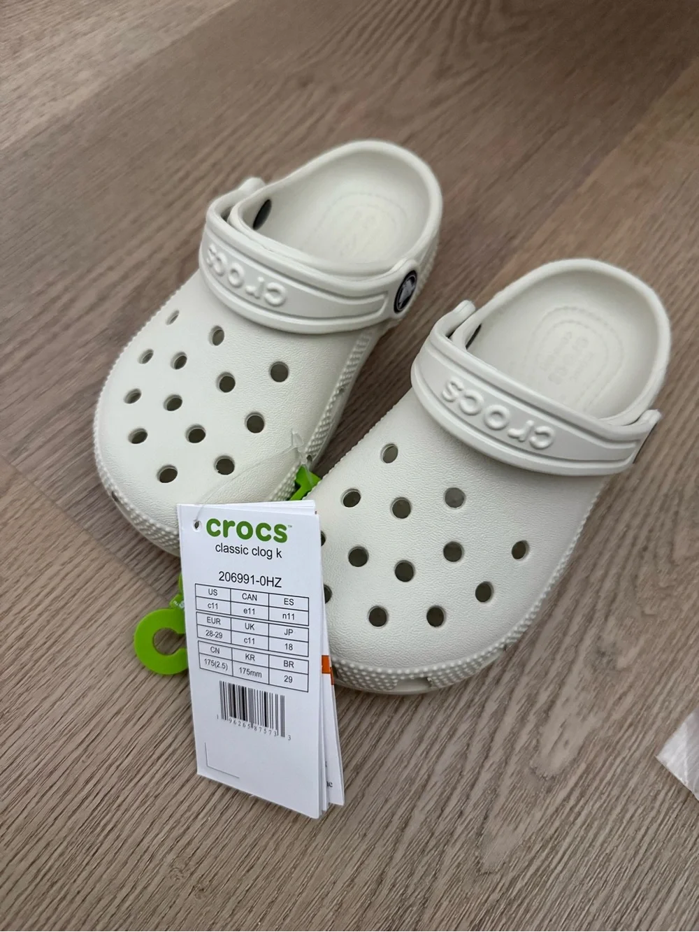 CROCS Kids Classic Clog K in Off-White